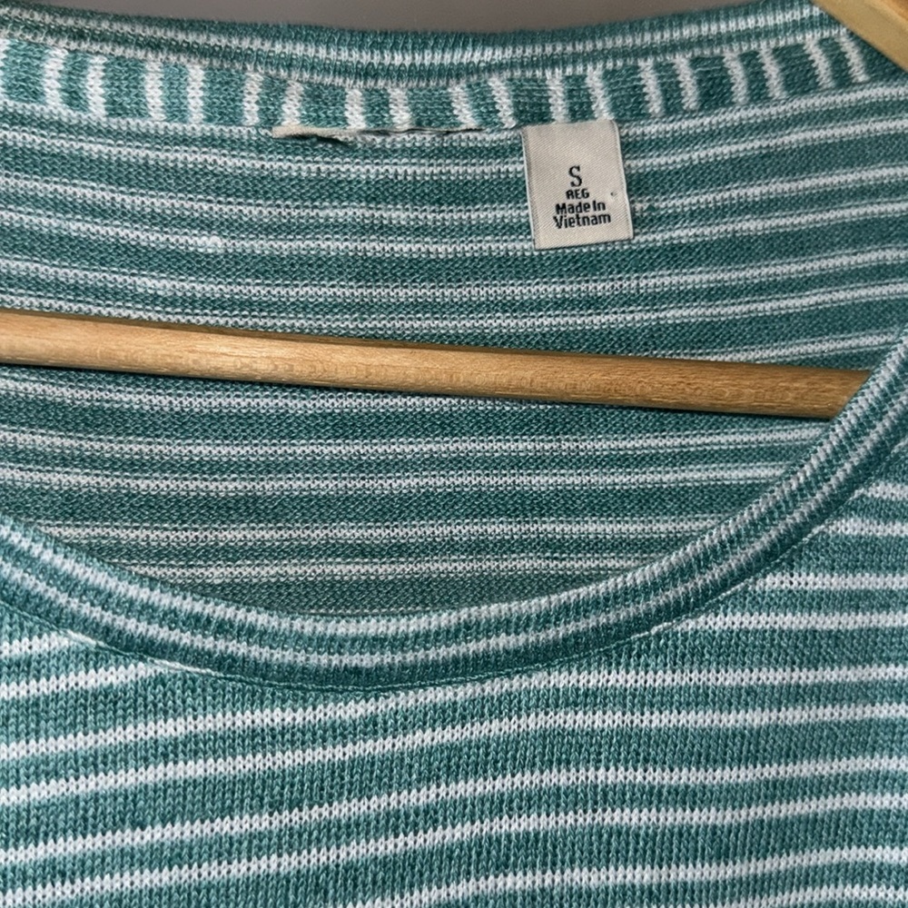 LL Bean- NWOT Teal & White Stripe Linen Blend Short Sleeve Top Size Small - Picture 4 of 8
